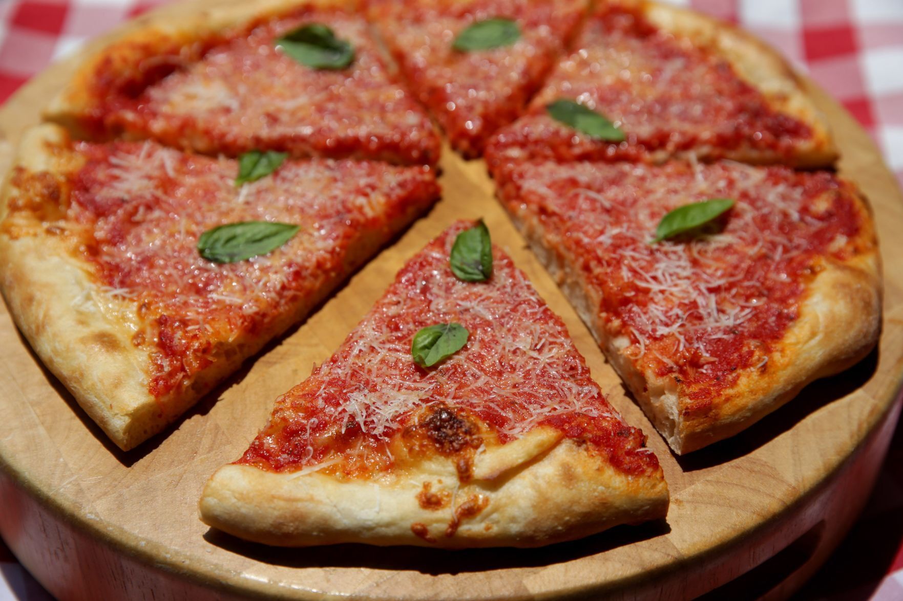 Homemade pizza, New York style